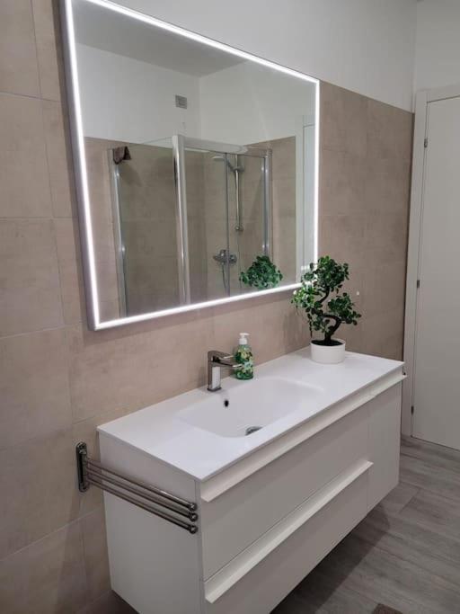 Lago-Apartment Midy, Sfeervol, Zwembad, Airco Domaso Ngoại thất bức ảnh
