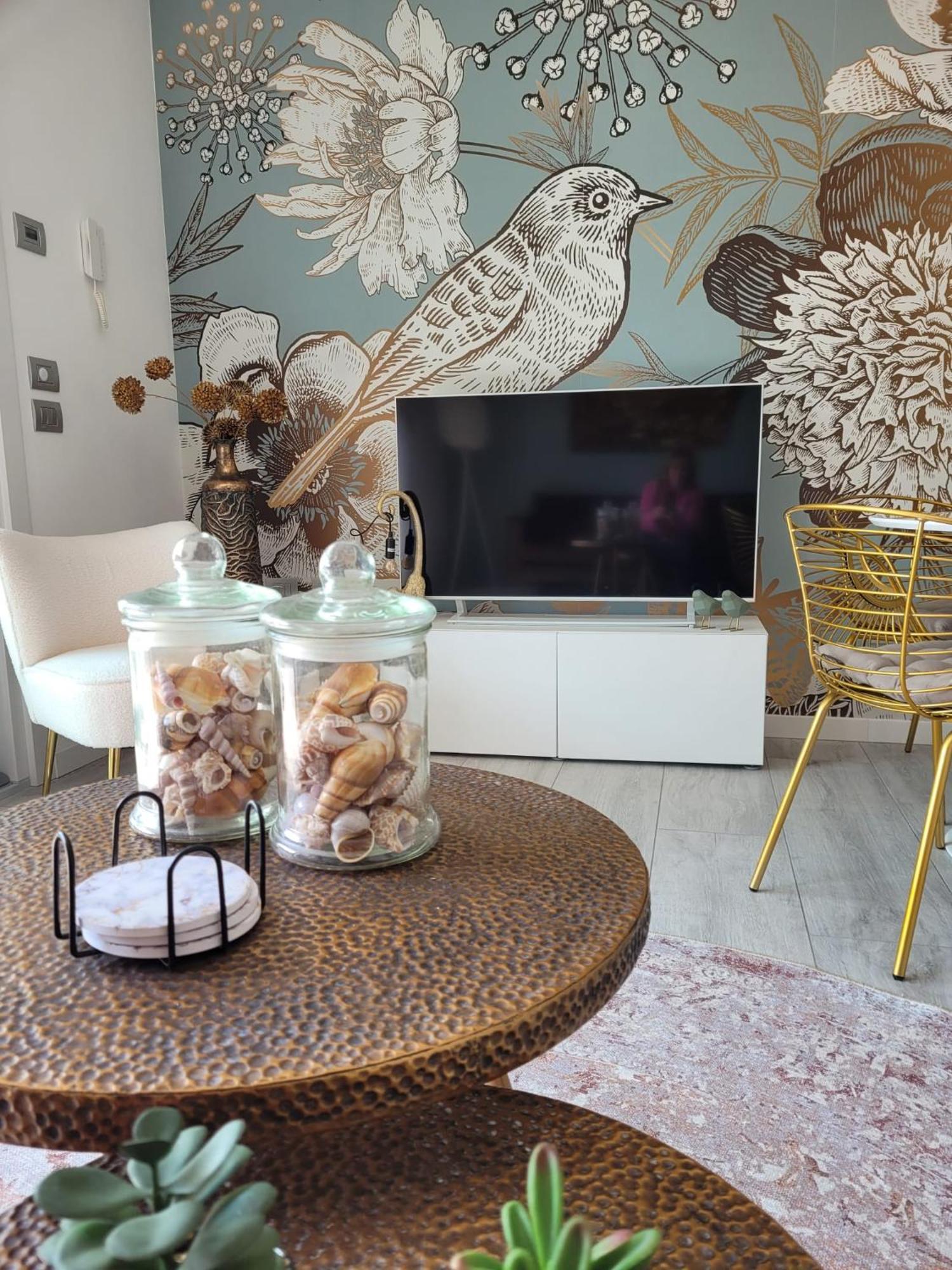 Lago-Apartment Midy, Sfeervol, Zwembad, Airco Domaso Ngoại thất bức ảnh